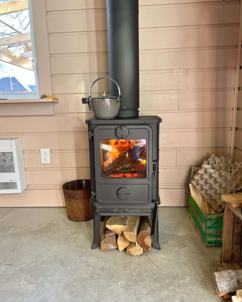 Kitchen Wood Stove fire place